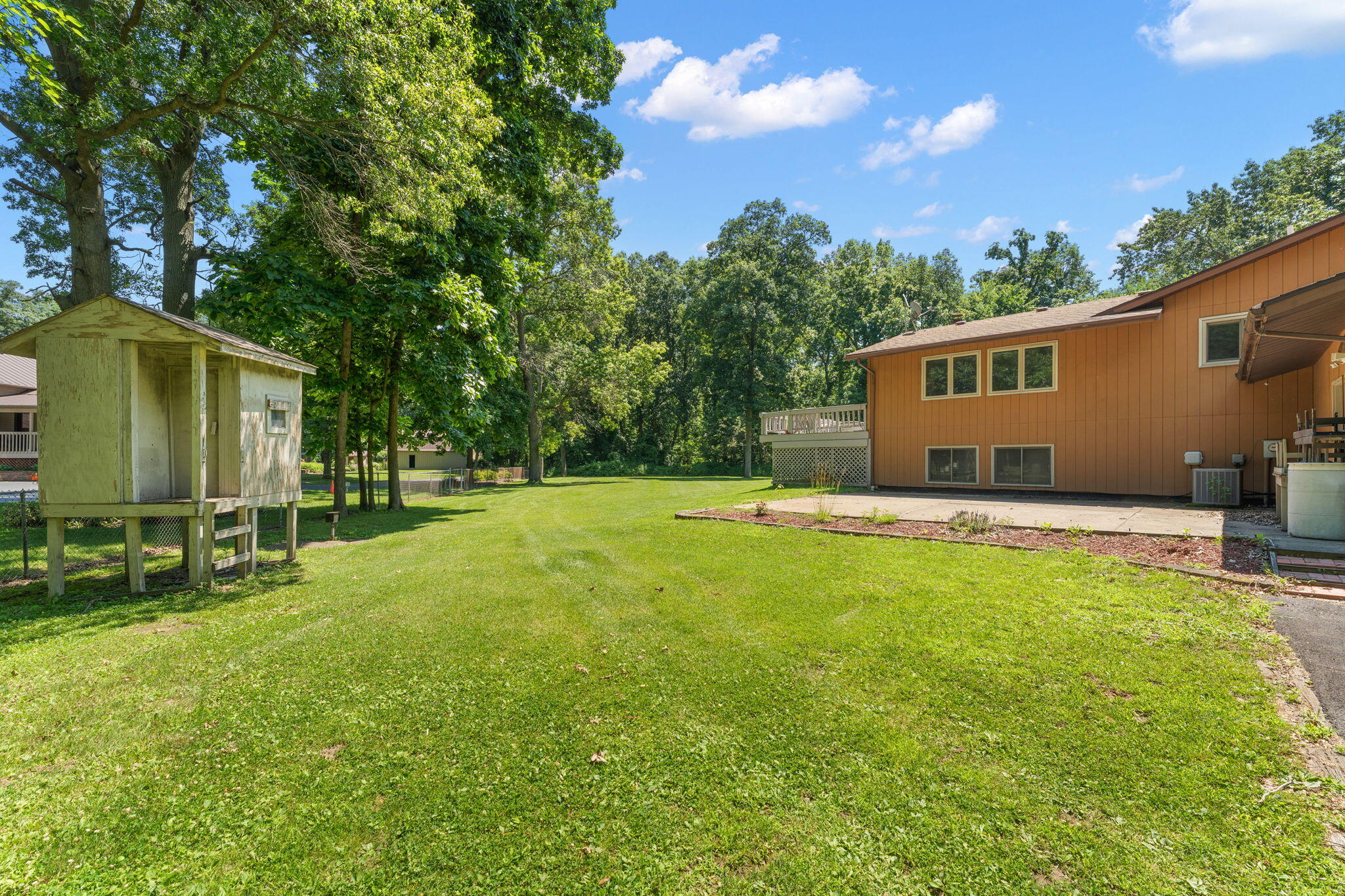 1089 North 200 West Chesterton, IN 46304 - Photo 38 of 50 2048x1365
