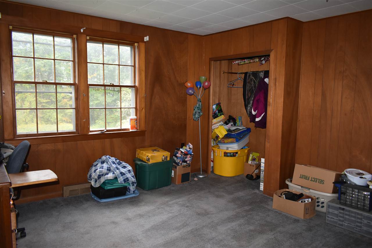 558 Craigue Hill Road Springfield, VT 05156 - Photo 5 of 17