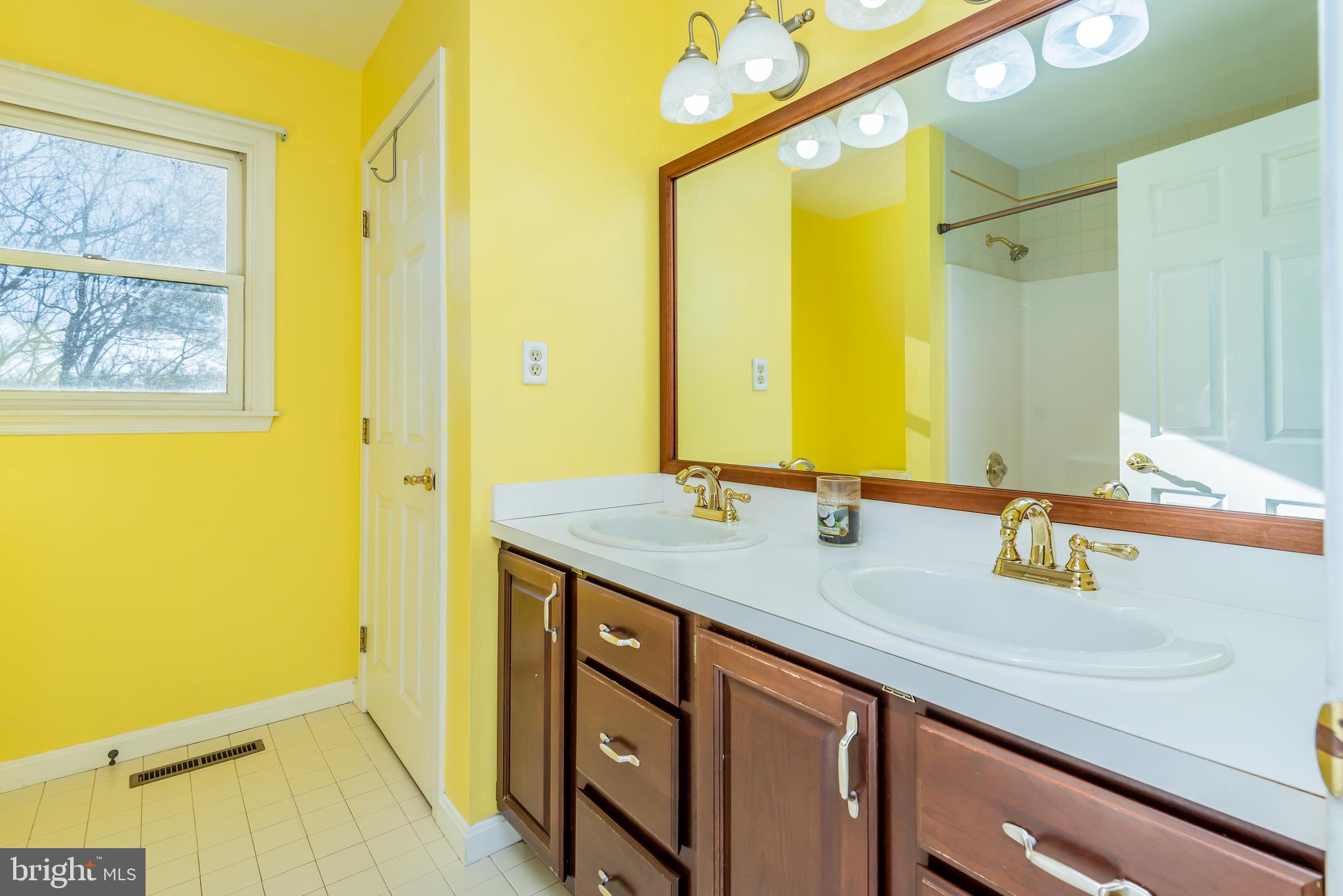 6370 Gallop Road Harrisburg, PA 17111 - Photo 41 of 47 Gallery Image 41