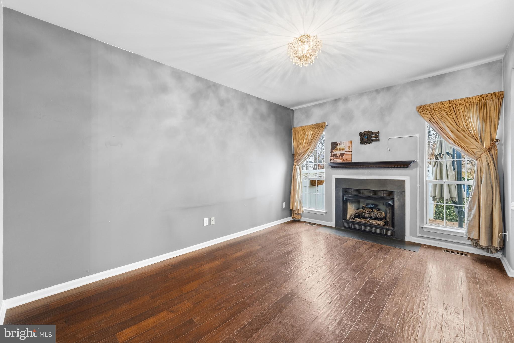 87 Windingbrook Road Bordentown, NJ 08505 - Photo 13 of 54 Family Room with Fireplace