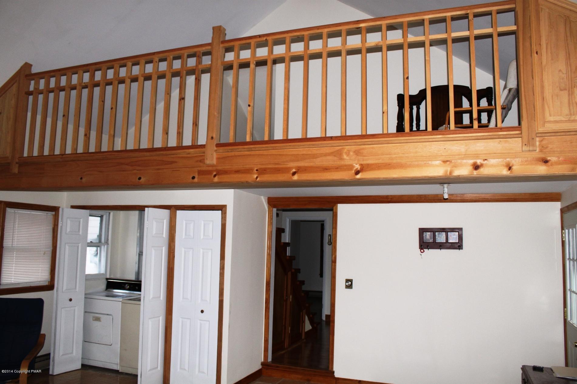 1055 Bush Road Cresco, PA 18326 - Photo 5 of 24