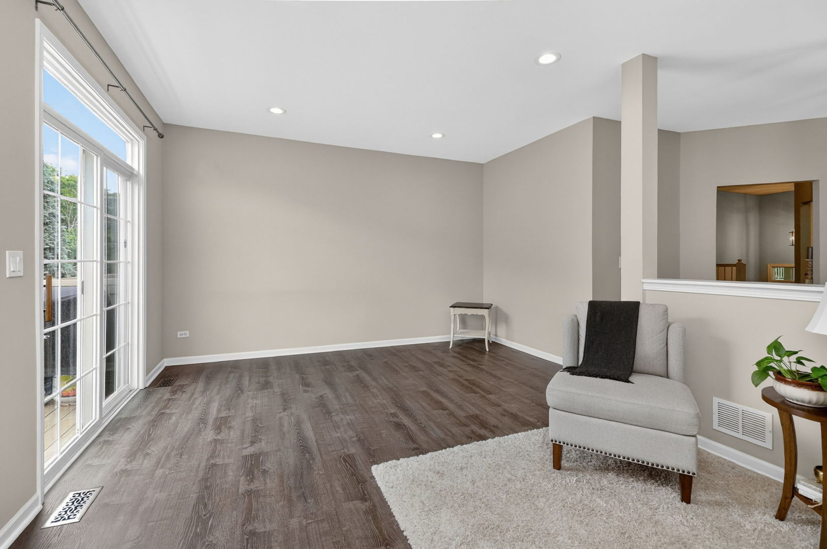 S070 Lee Court Winfield, IL 60190 - Photo 5 of 24