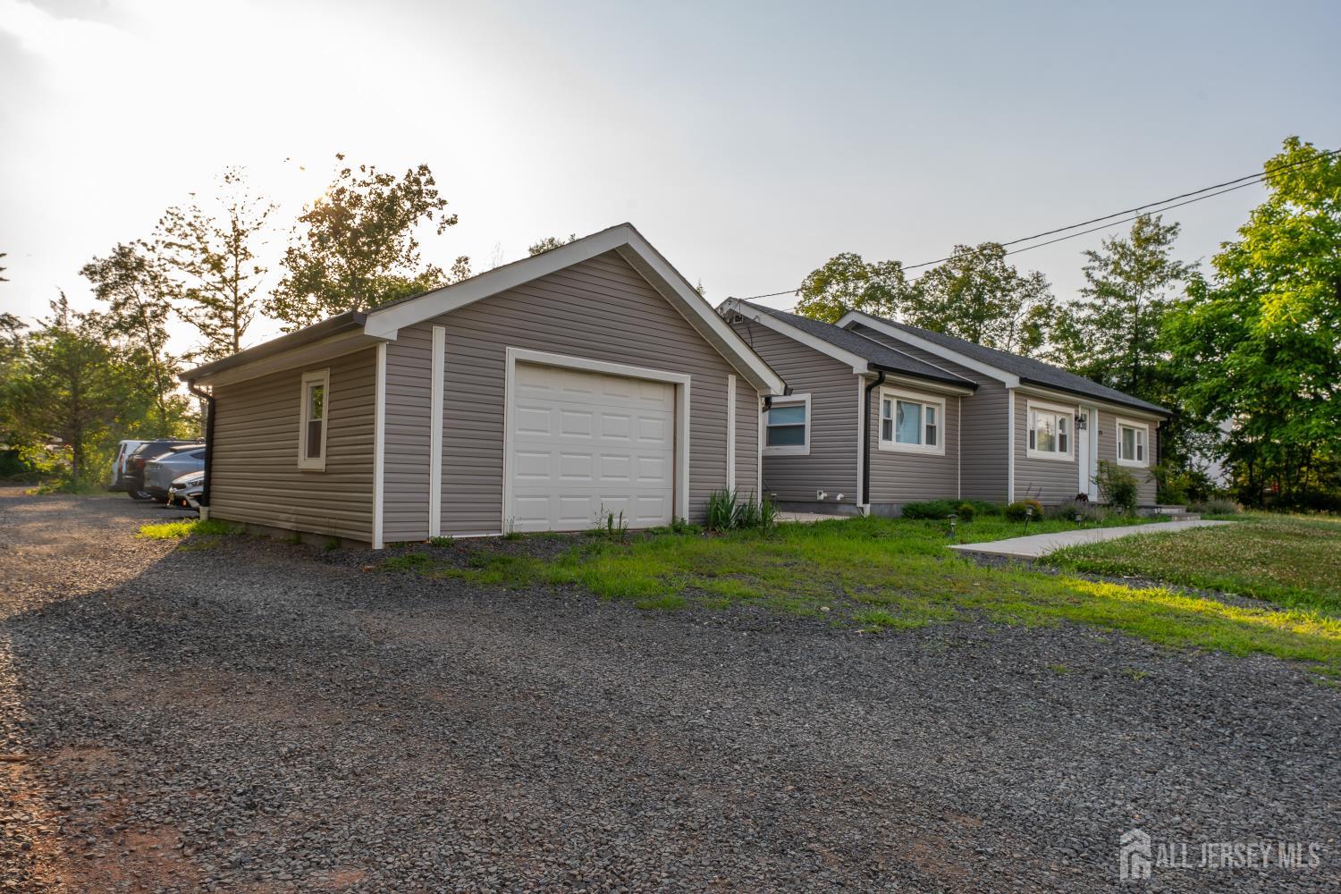 325-503 Roycefield Road Hillsborough, NJ 08844 - Photo 4 of 32