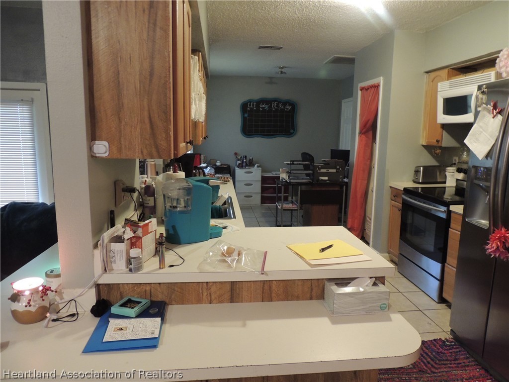 3916 Ramiro Street Sebring, FL 33872 - Photo 13 of 27 Gallery Image 13