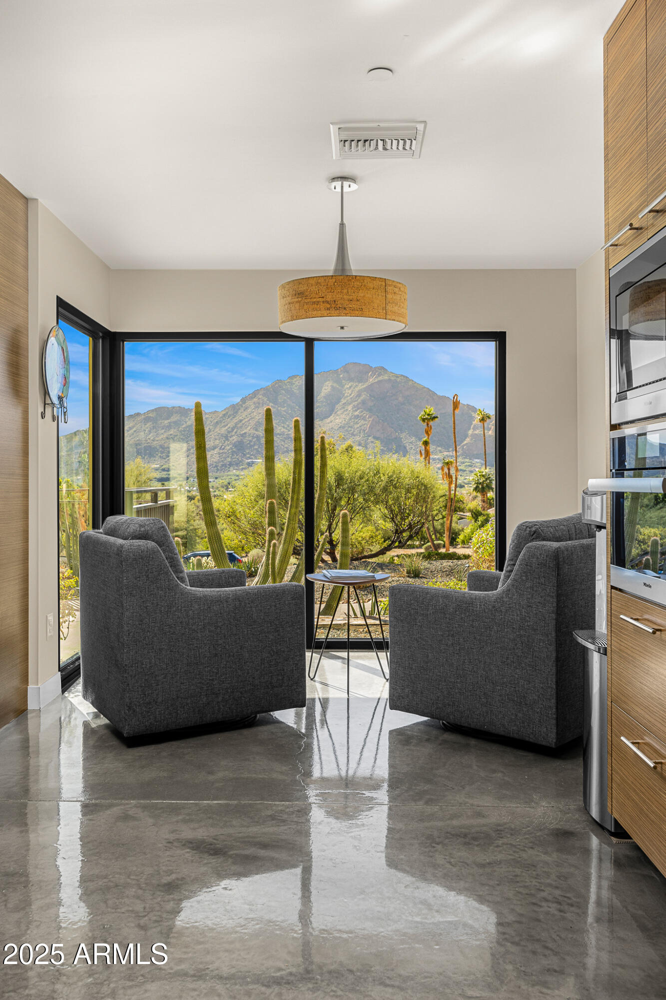 5826 East Indian Bend Road Paradise Valley, AZ 85253 - Photo 17 of 58 07reading nook