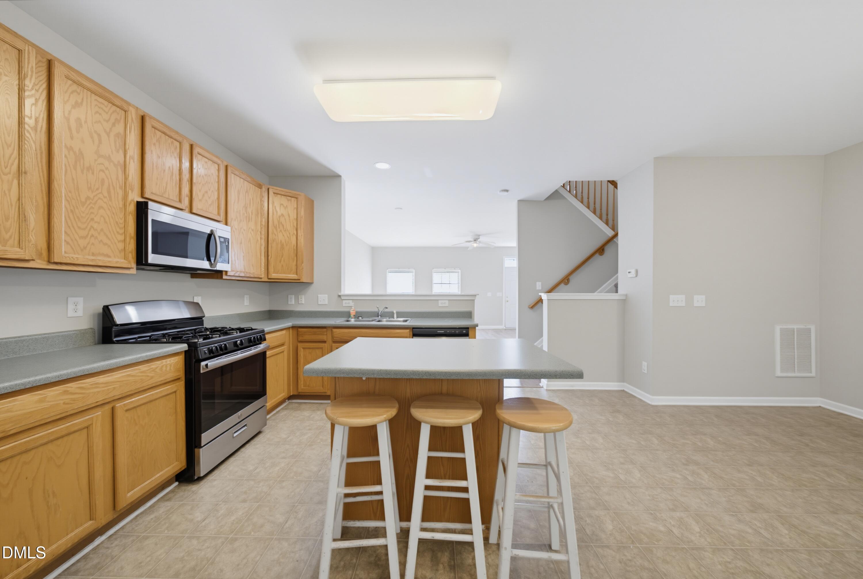 2910 Barrymore Street Raleigh, NC 27603 - Photo 13 of 46 DSC00875