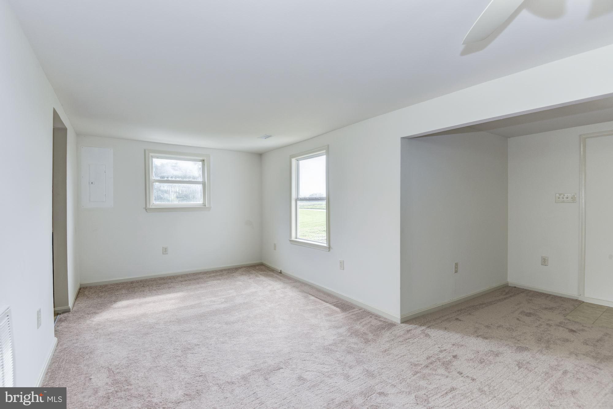 10813 Elk Run Road Catlett, VA 20119 - Photo 18 of 30 Living Room