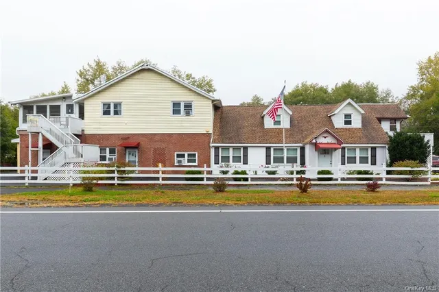 $1,250,000 | 1030 Highway 199, Red Hook, NY 12571