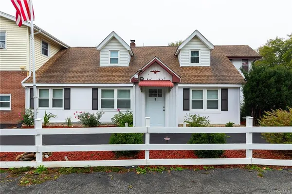 $1,250,000 | 1030 Highway 199, Red Hook, NY 12571