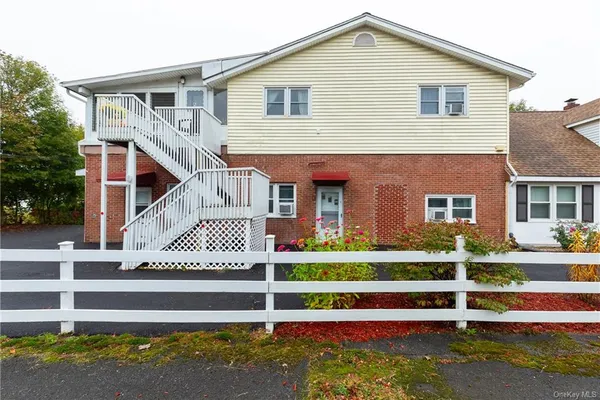 $1,250,000 | 1030 Highway 199, Red Hook, NY 12571