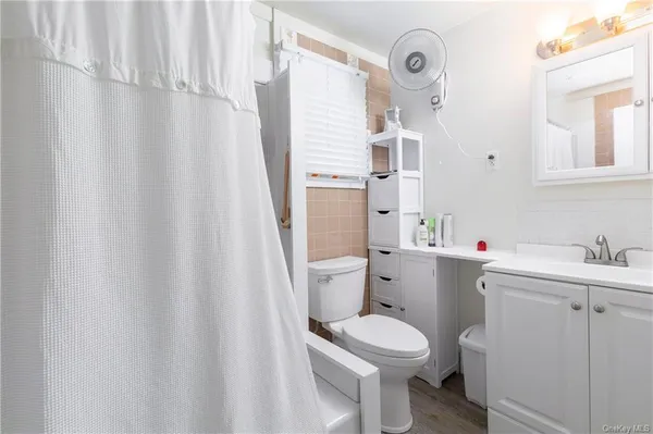 $1,250,000 | 1030 Highway 199, Red Hook, NY 12571