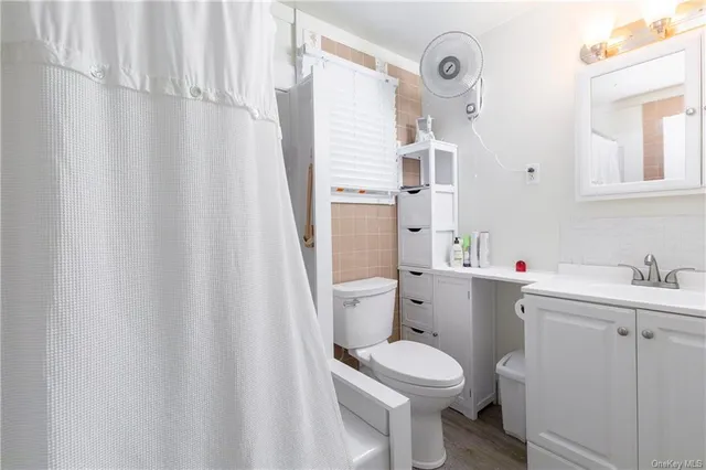 $1,250,000 | 1030 Highway 199, Red Hook, NY 12571