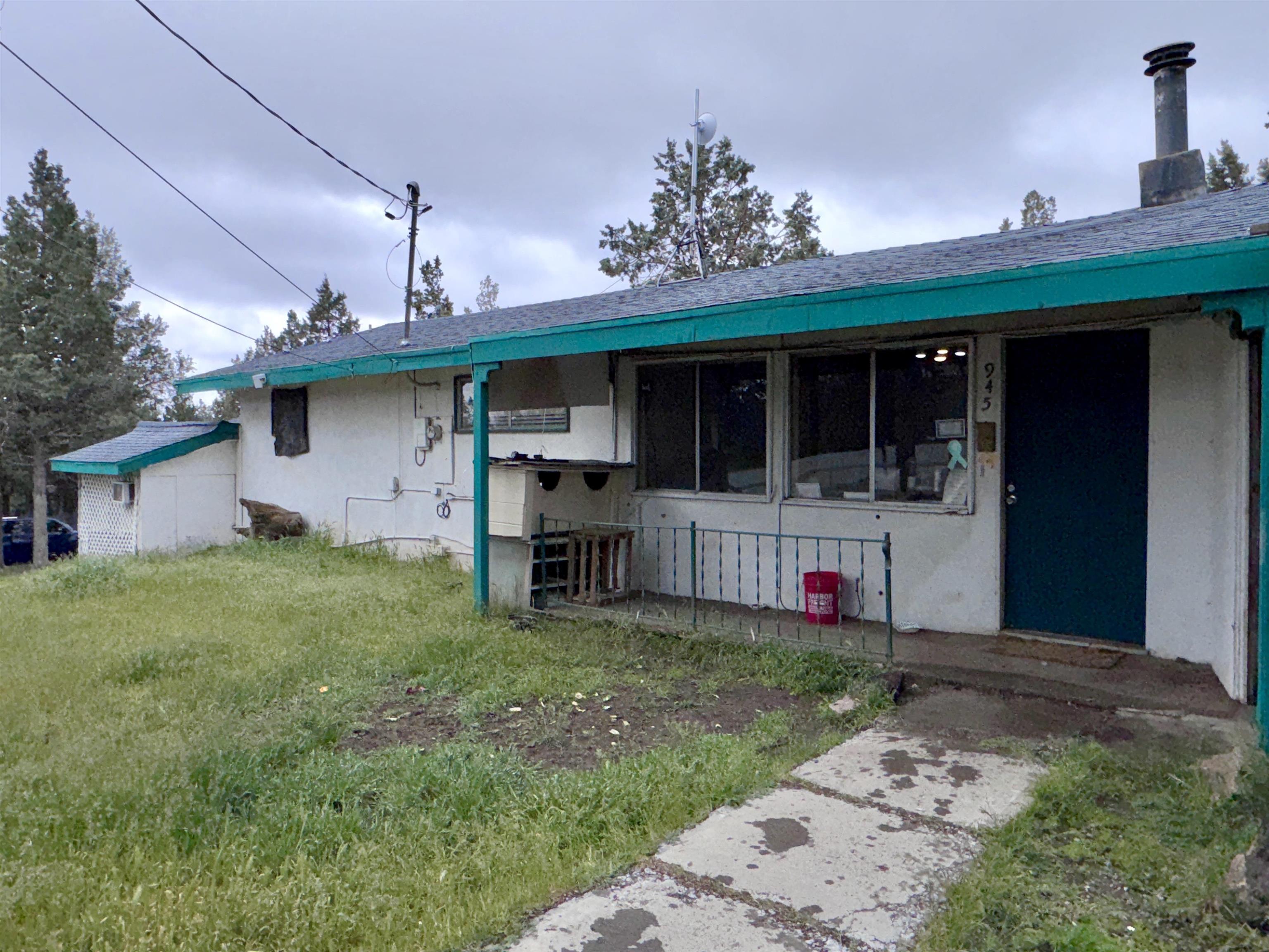 945 Gooseloop Drive Alturas, CA 96101 - Photo 2 of 30