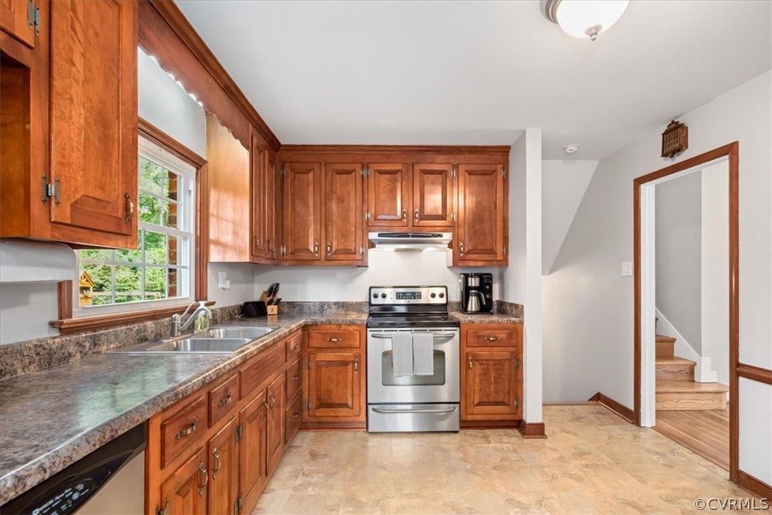 9421 Highgate Road North Chesterfield, VA 23236 - Photo 11 of 42 Gallery Image 11