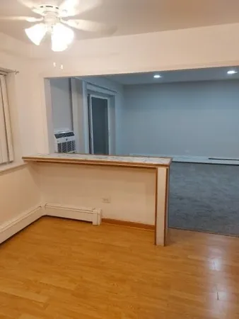 $189,900 | 1301 South Finley Road, Unit 414, Lombard, IL 60148