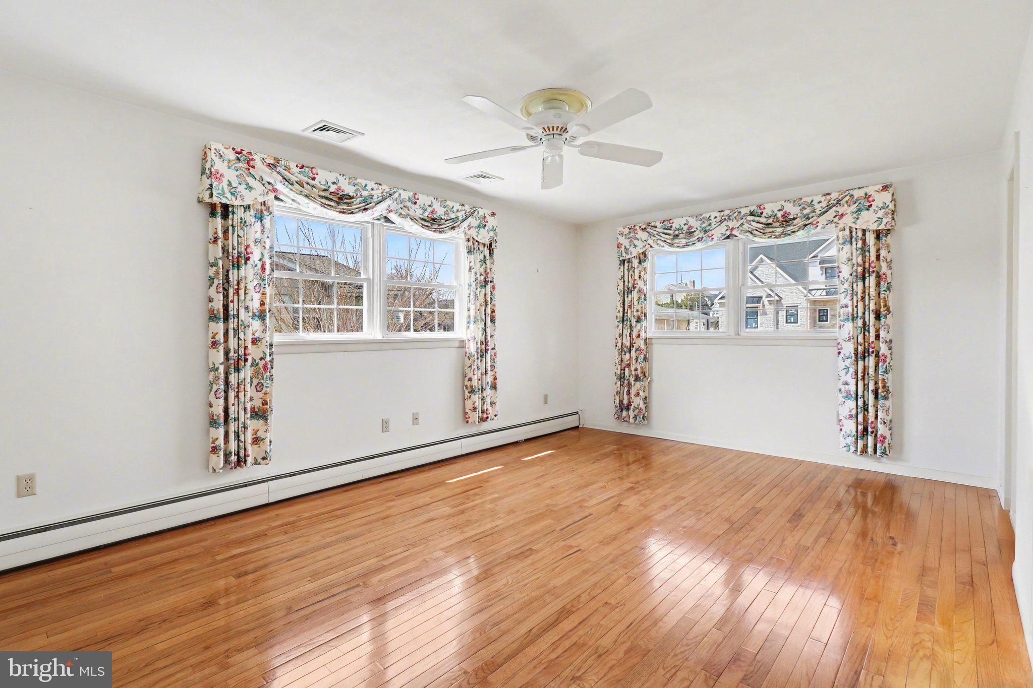 316 Cedar Avenue Hershey, PA 17033 - Photo 14 of 37