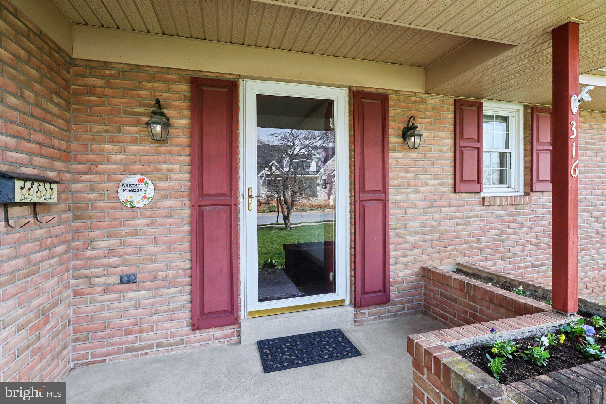 316 Cedar Avenue Hershey, PA 17033 - Photo 3 of 37