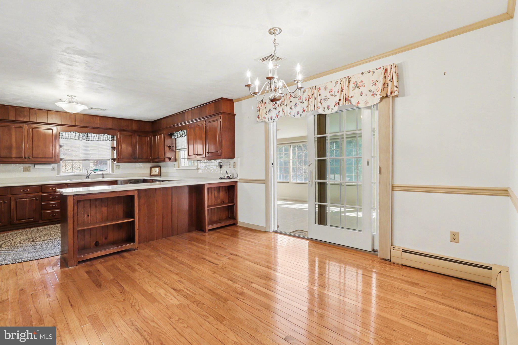 316 Cedar Avenue Hershey, PA 17033 - Photo 9 of 37