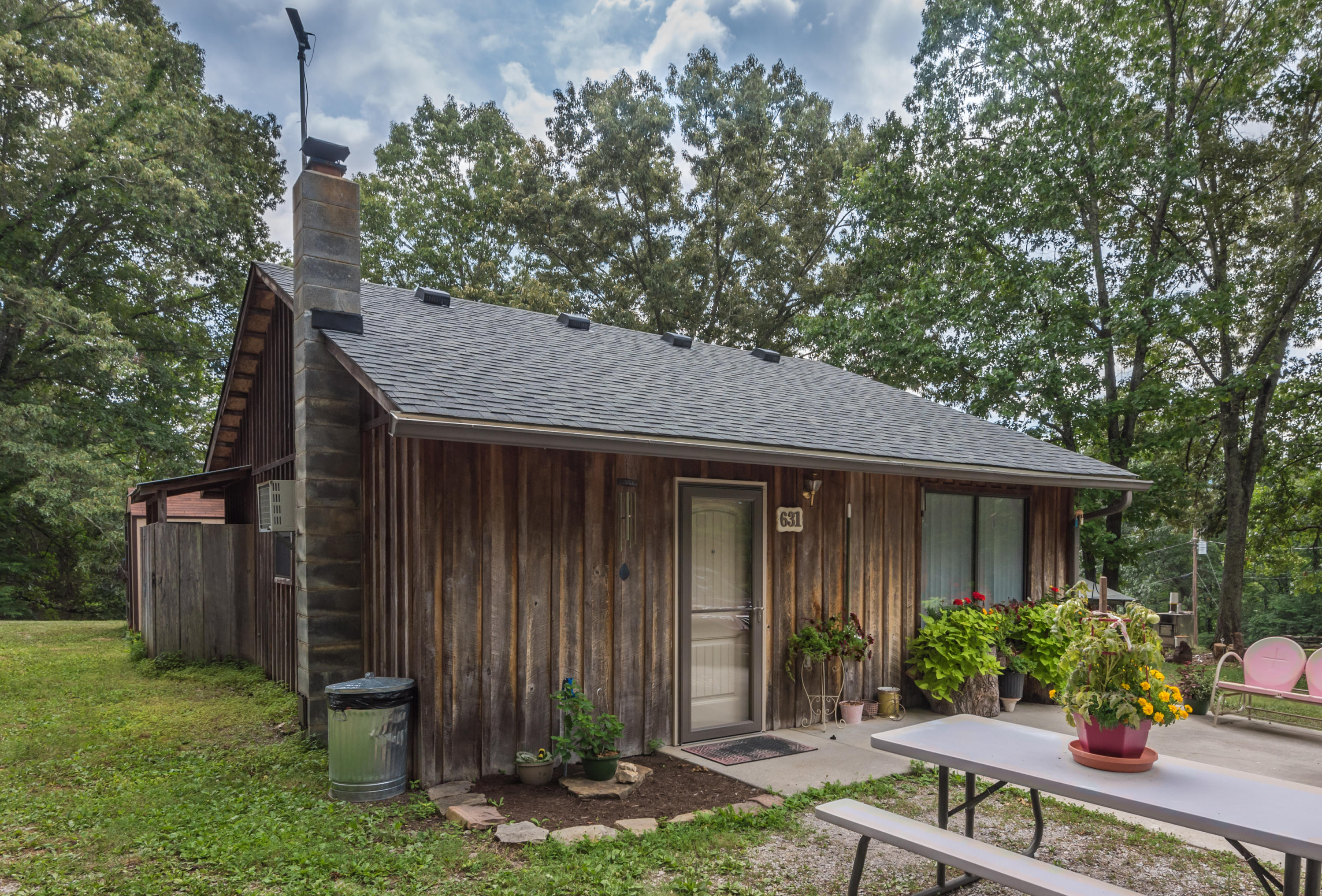 607 Merritt Road Washburn, TN 37888 - Photo 24 of 40 On Site Cottage