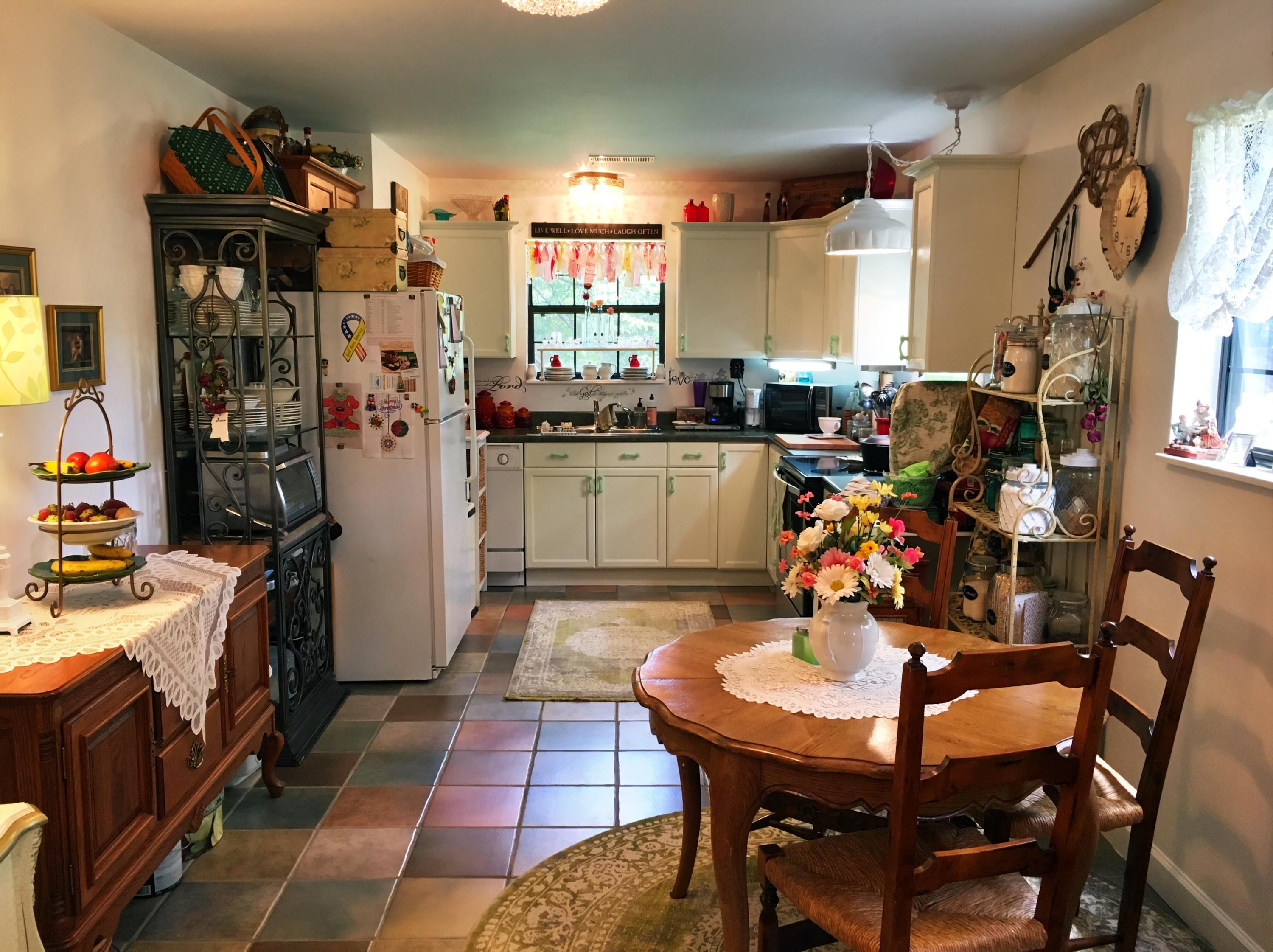607 Merritt Road Washburn, TN 37888 - Photo 26 of 40 Cottage Kitchen
