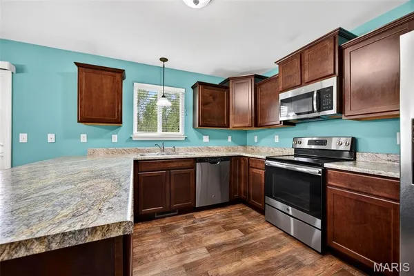 $305,900 | 46 Stone Bridge Drive, Moscow Mills, MO 63362