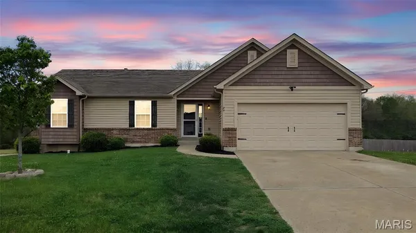 $305,900 | 46 Stone Bridge Drive, Moscow Mills, MO 63362
