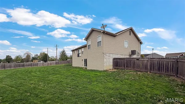 $305,900 | 46 Stone Bridge Drive, Moscow Mills, MO 63362