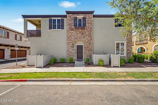 $425,000 | 2730 South Pewter Drive, Unit 103, Gilbert, AZ 85295