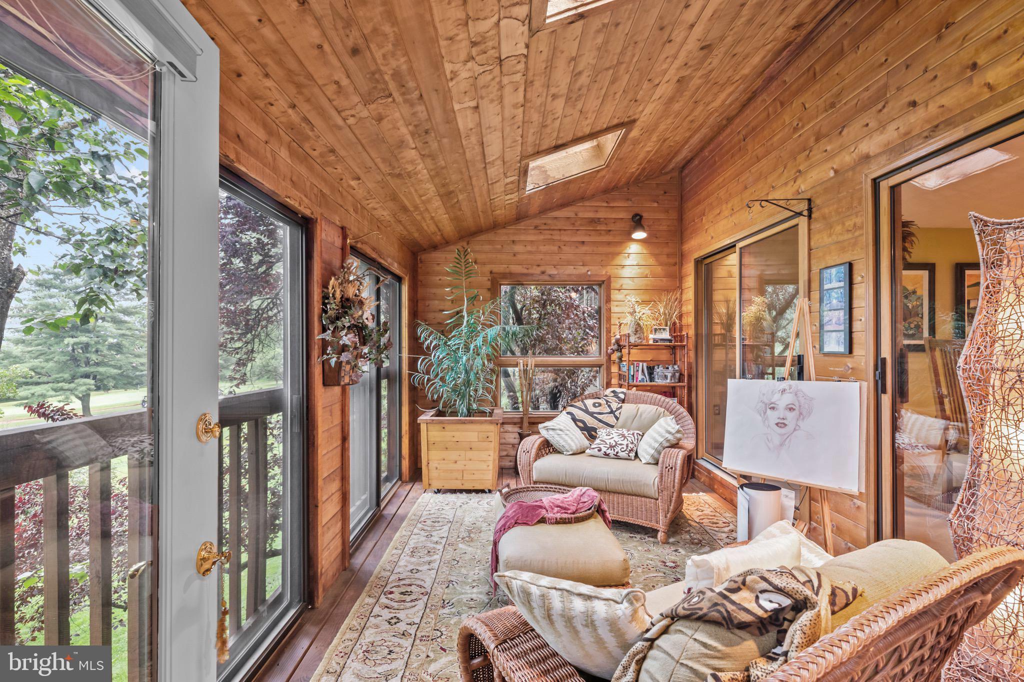 16 Golfview Lane Reading, PA 19606 - Photo 30 of 70 Sun room