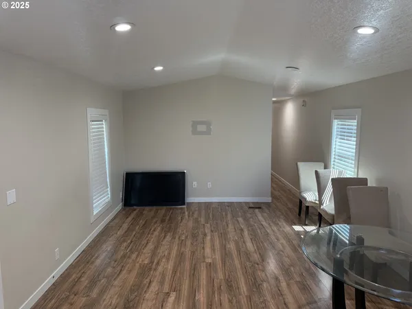 $78,999 | 13045 Southeast Stark Street, Unit 124, Portland, OR 97233