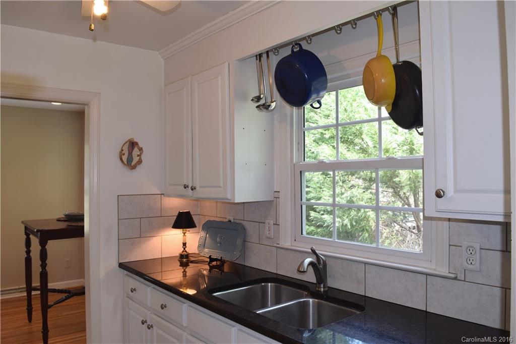 1348 Braeburn Road Charlotte, NC 28211 - Photo 5 of 16 Gallery Image 5