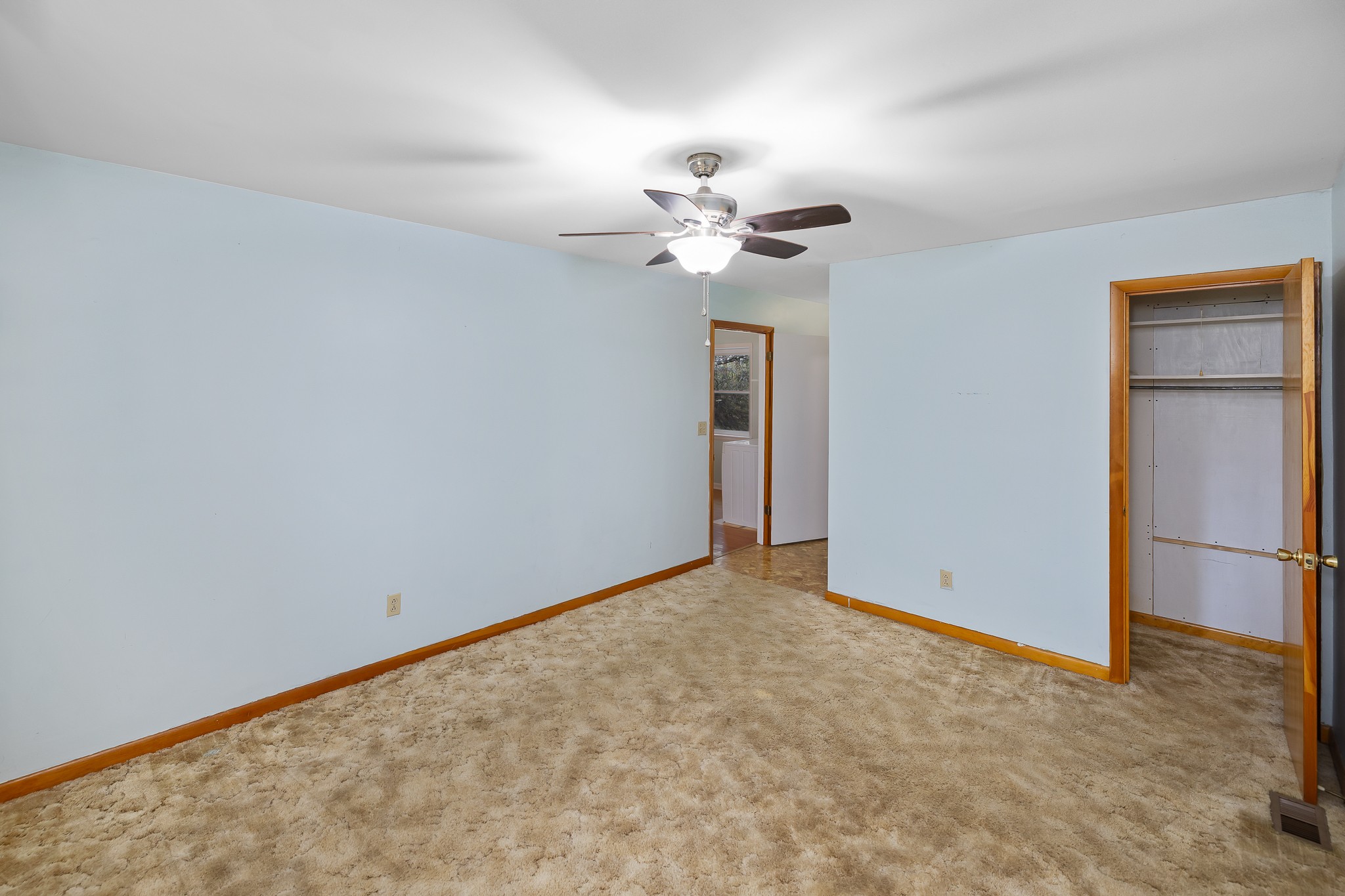 111 Cothron Drive Lafayette, TN 37083 - Photo 21 of 33 a view of a big room with carpet