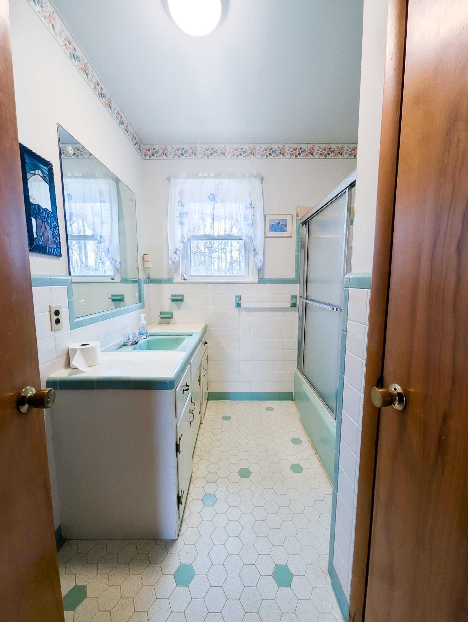 111 Cothron Drive Lafayette, TN 37083 - Photo 26 of 33 a utility room with a sink dryer and washer