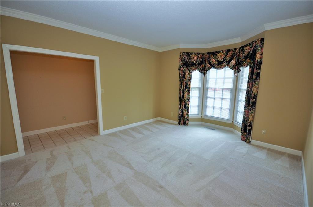 1718 Chickadee Point High Point, NC 27262 - Photo 8 of 30 Gallery Image 8