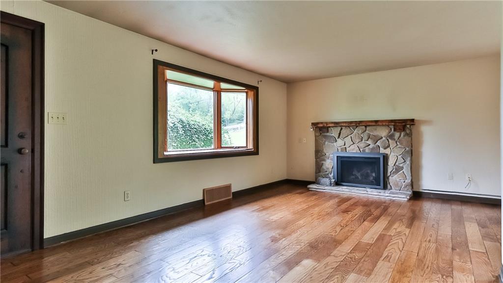 384 Justabout Road Venetia, PA 15367 - Photo 5 of 25