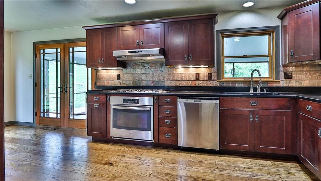 384 Justabout Road Venetia, PA 15367 - Photo 8 of 25