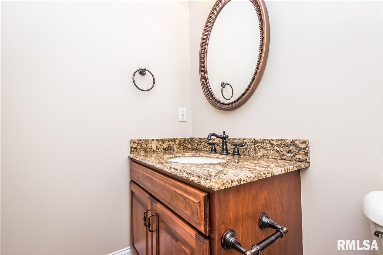 1825 Autumn Ridge Washington, IL 61571 - Photo 13 of 36 Gallery Image 13