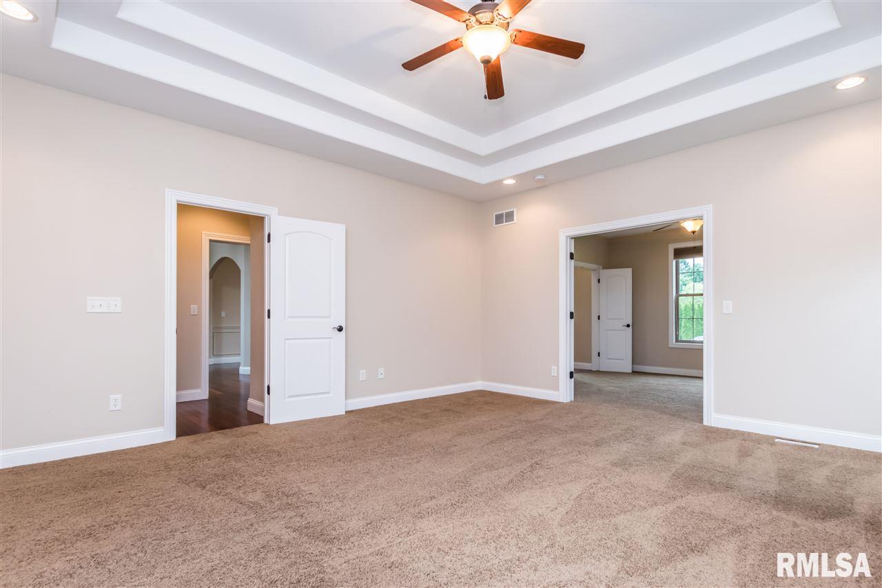 1825 Autumn Ridge Washington, IL 61571 - Photo 15 of 36 Gallery Image 15