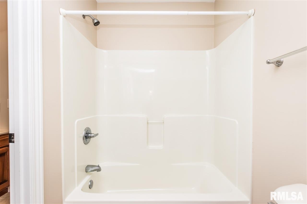 1825 Autumn Ridge Washington, IL 61571 - Photo 25 of 36 Gallery Image 25