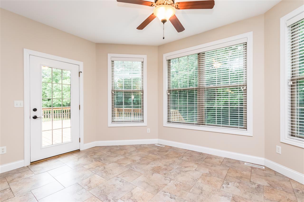 1825 Autumn Ridge Washington, IL 61571 - Photo 7 of 36 Gallery Image 7