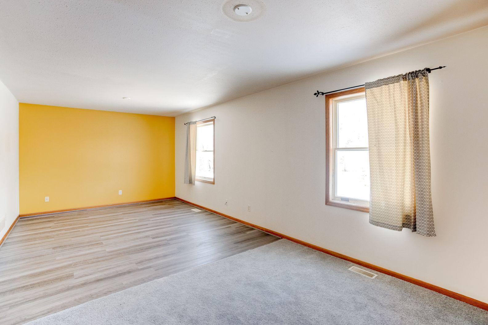 852 Ross Road Hudson, WI 54016 - Photo 18 of 38 Gallery Image 18