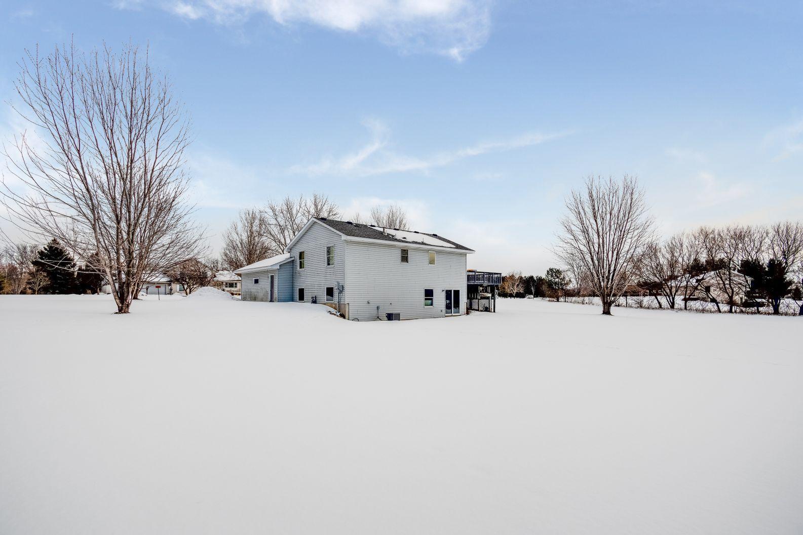 852 Ross Road Hudson, WI 54016 - Photo 27 of 38 Gallery Image 27