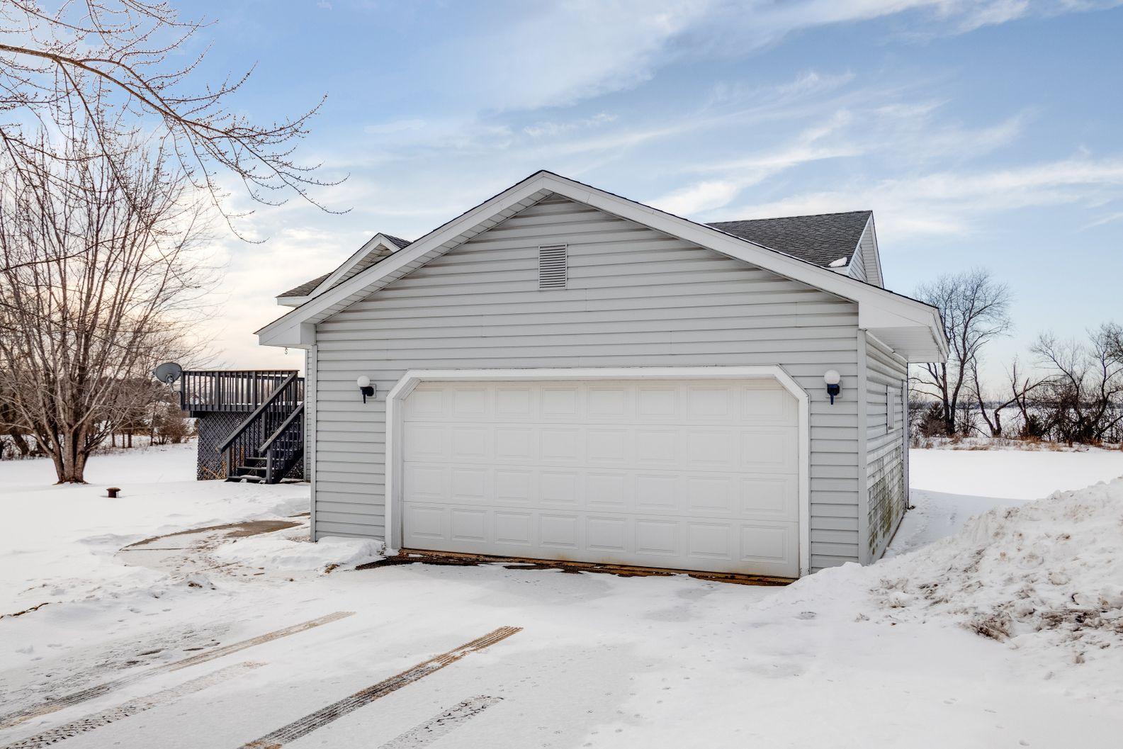 852 Ross Road Hudson, WI 54016 - Photo 30 of 38 Gallery Image 30