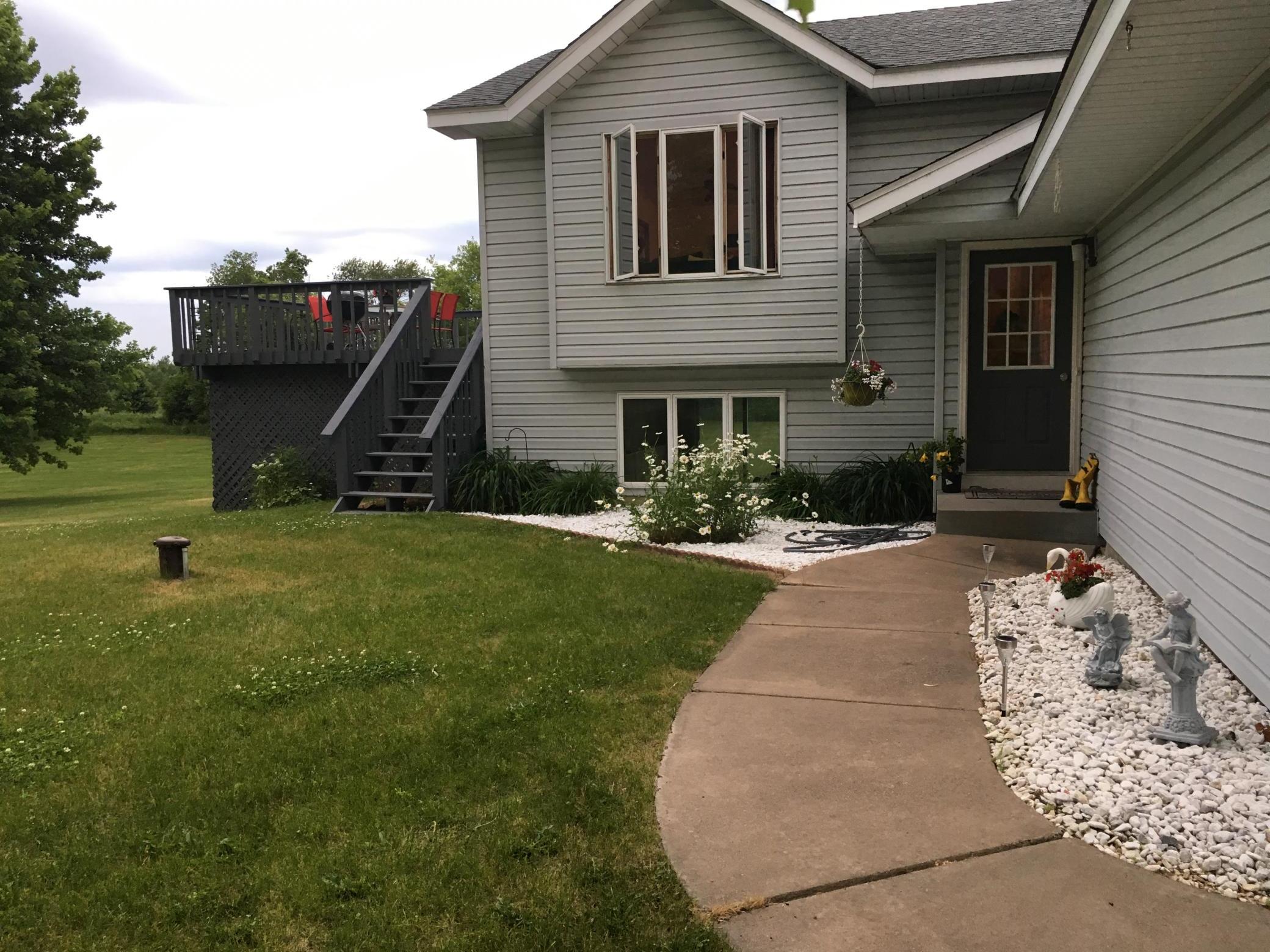 852 Ross Road Hudson, WI 54016 - Photo 37 of 38 Gallery Image 37