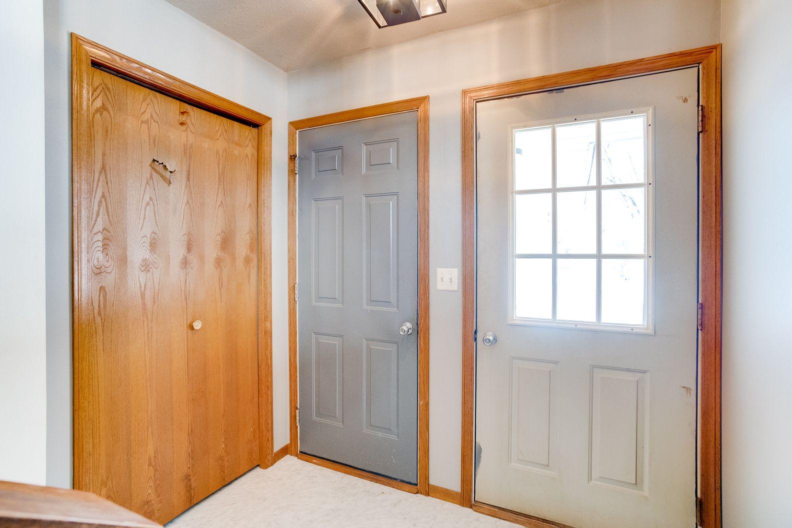 852 Ross Road Hudson, WI 54016 - Photo 4 of 38 Gallery Image 4