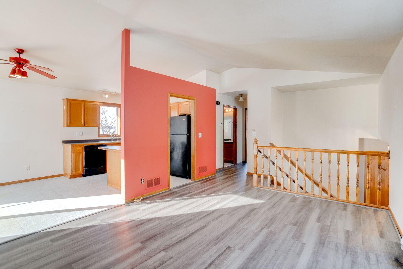 852 Ross Road Hudson, WI 54016 - Photo 5 of 38 Gallery Image 5