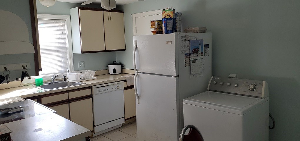 65 Johnson Street, Unit D Pawtucket, RI 02860 - Photo 5 of 11