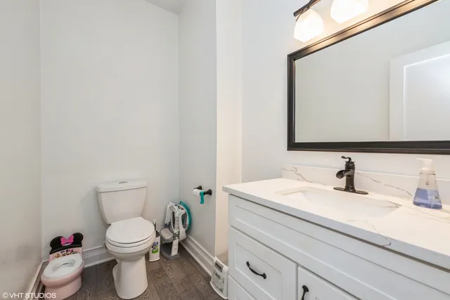 $759,900 | 7517 Main Street, Darien, IL 60561