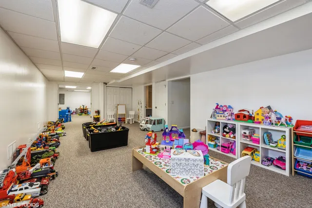 $759,900 | 7517 Main Street, Darien, IL 60561