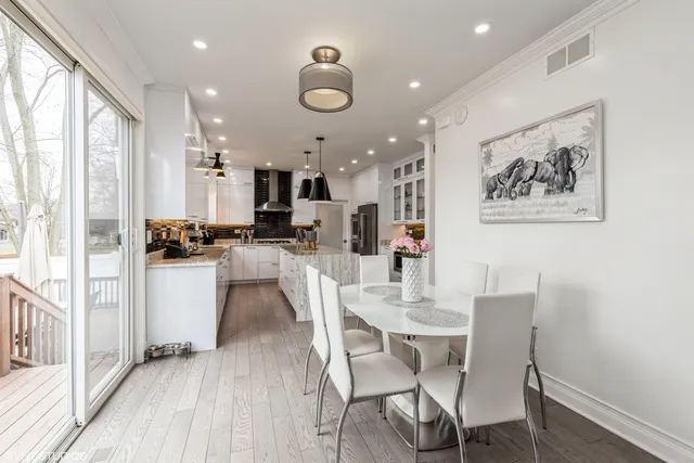 $759,900 | 7517 Main Street, Darien, IL 60561